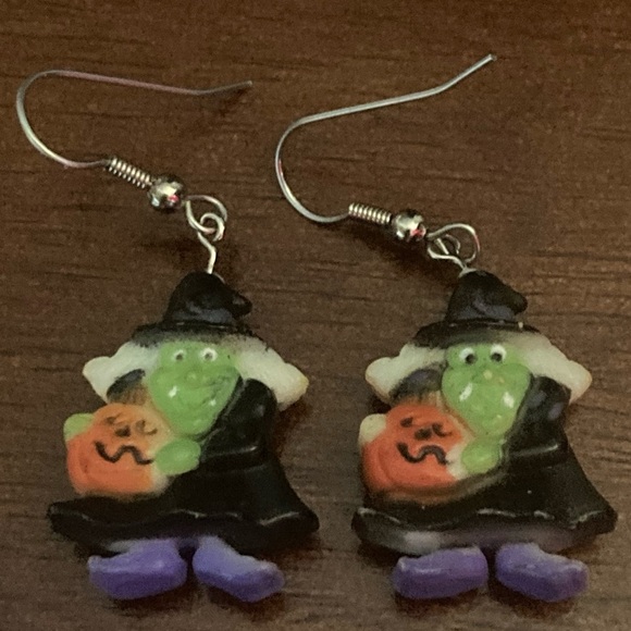 Russ Berrie Jewelry - 80s/90s Halloween Witch Earrings